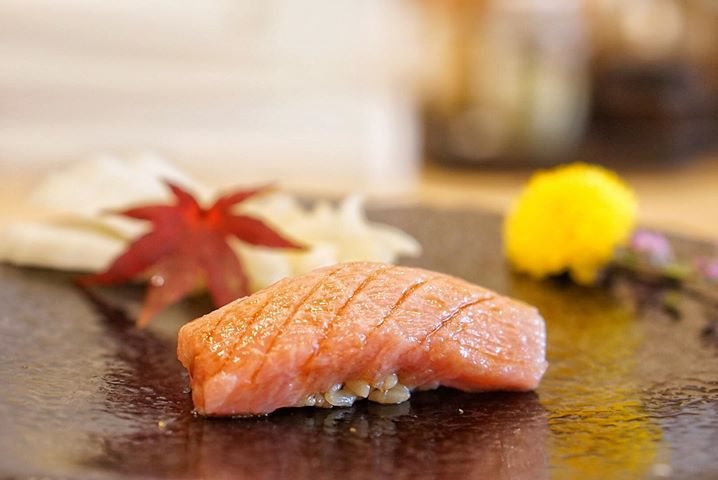 Salmon nigiri with maple